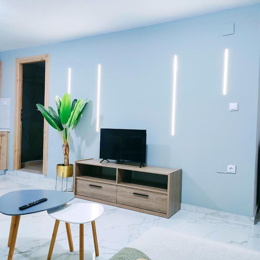 Unique By Perfect-Living Ιωάννινα Apartment Ngoại thất bức ảnh