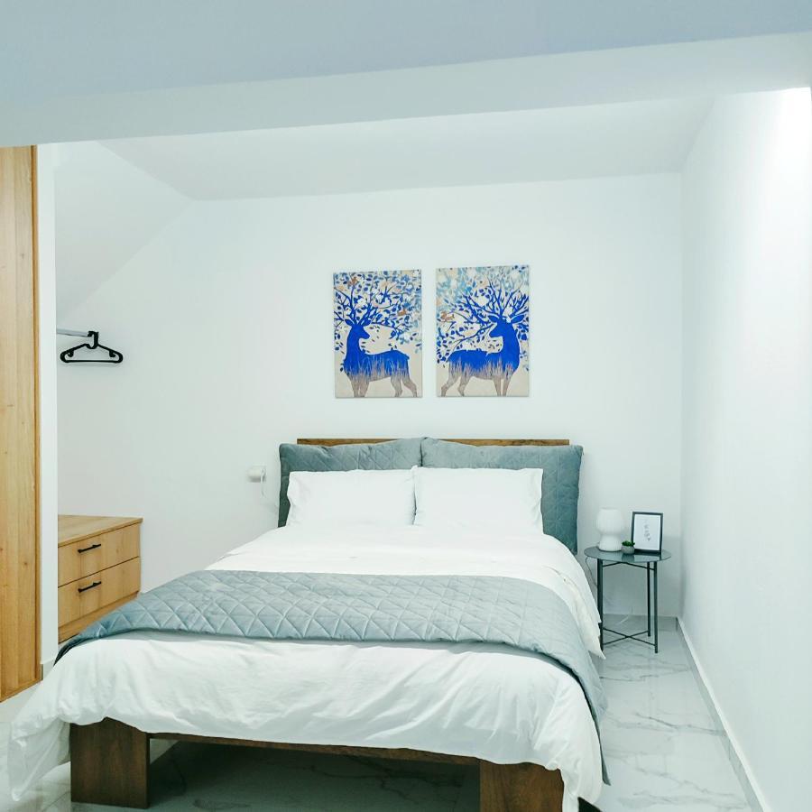Unique By Perfect-Living Ιωάννινα Apartment Ngoại thất bức ảnh